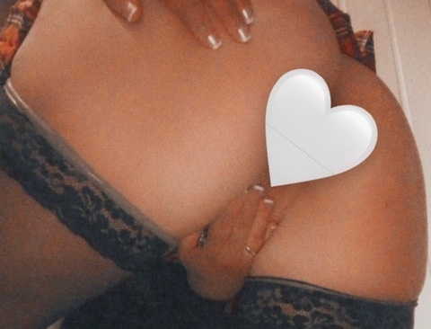 emiliaababy onlyfans leaked picture 2