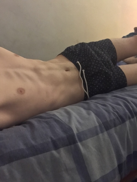 hungtwink onlyfans leaked picture 2