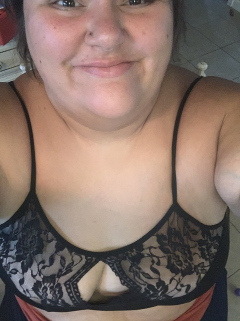 mariasfire onlyfans leaked picture 2