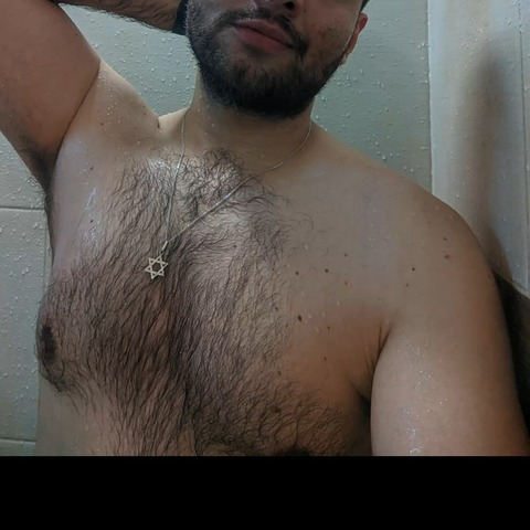 maxibear96 onlyfans leaked picture 2