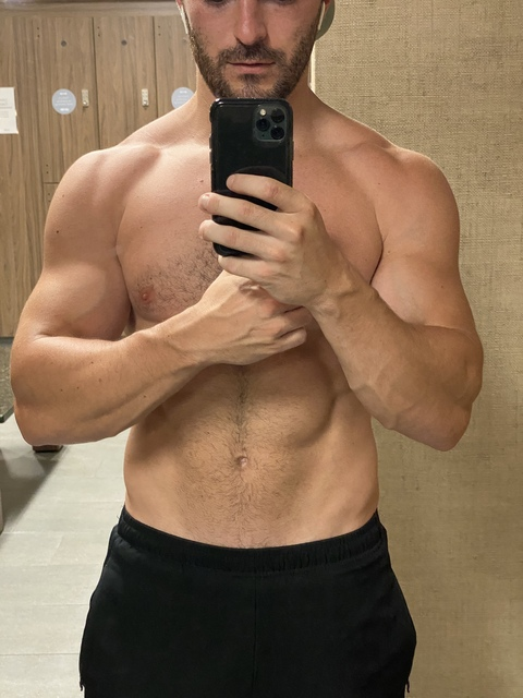 musclemike5 onlyfans leaked picture 2