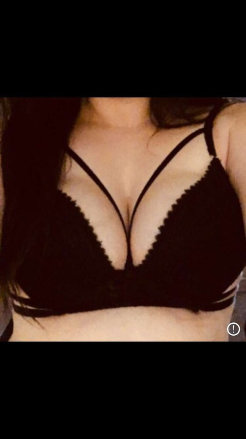 naughtysuze onlyfans leaked picture 2