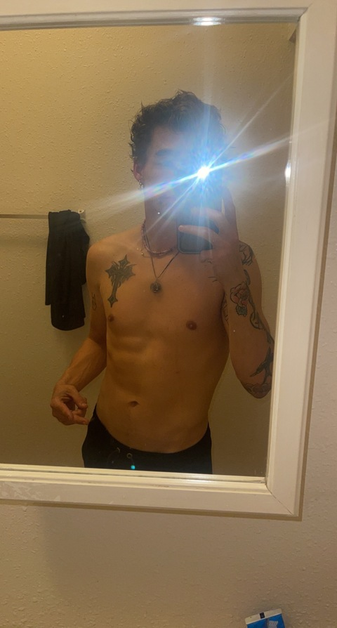 onlyrobs onlyfans leaked picture 2