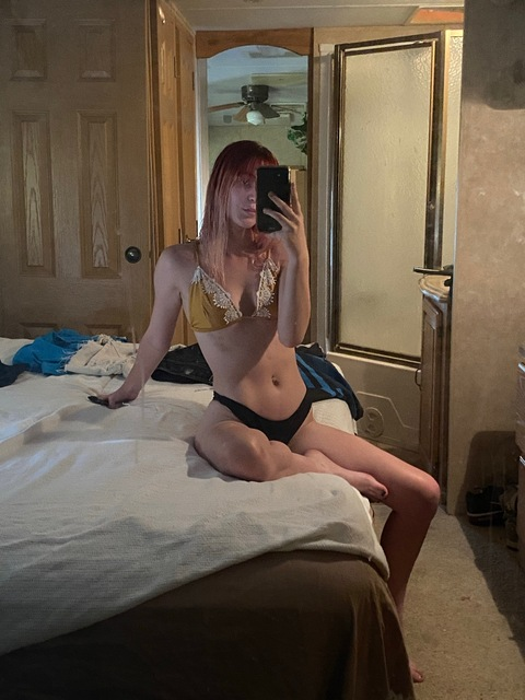 princcesssnowbunny420 onlyfans leaked picture 2