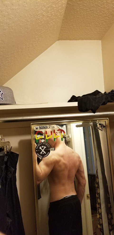 rawrobert onlyfans leaked picture 2