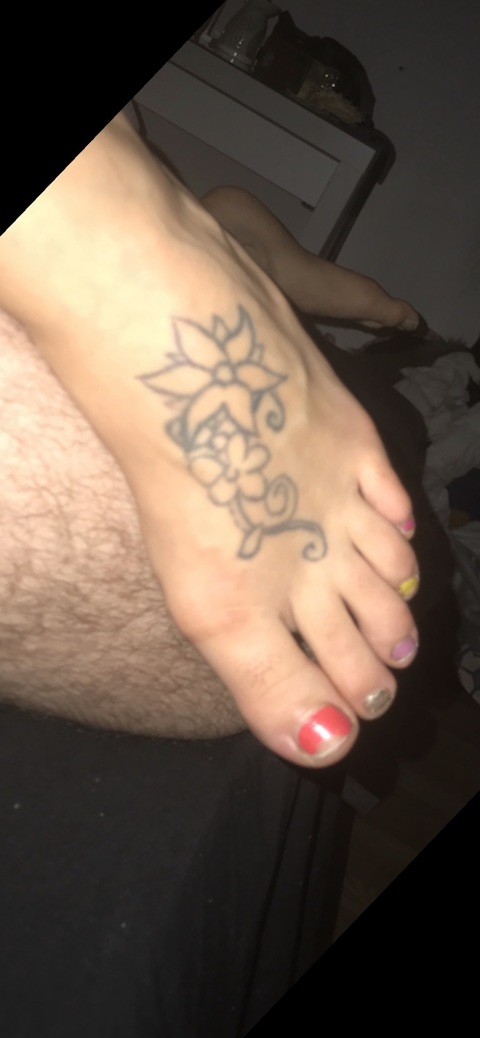 samsfootalicious onlyfans leaked picture 2