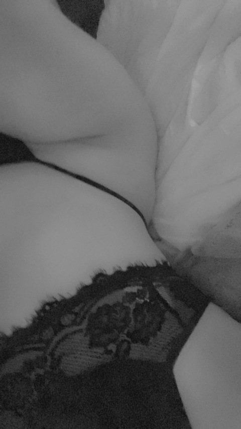 tease97 onlyfans leaked picture 2