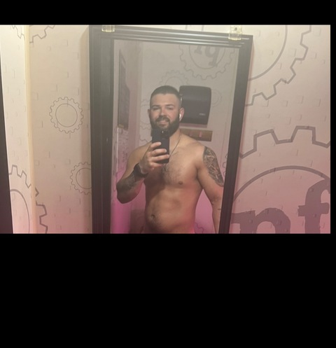 u99012047 onlyfans leaked picture 2